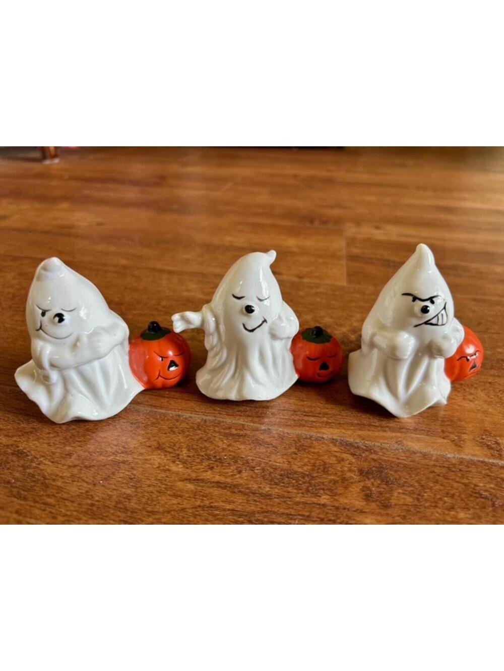 Set of 3 Vintage Ceramic Halloween Ghost Figurines with Pumpkins